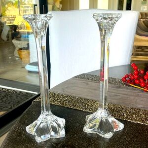 EUC Mikasa Crystal Petals Candlesticks set of 2.  Holder - 10”